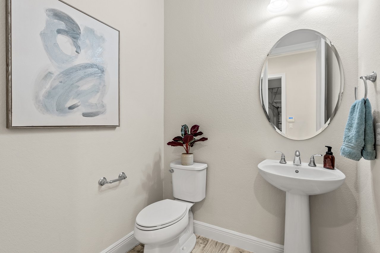 15606 Shorebird Lane