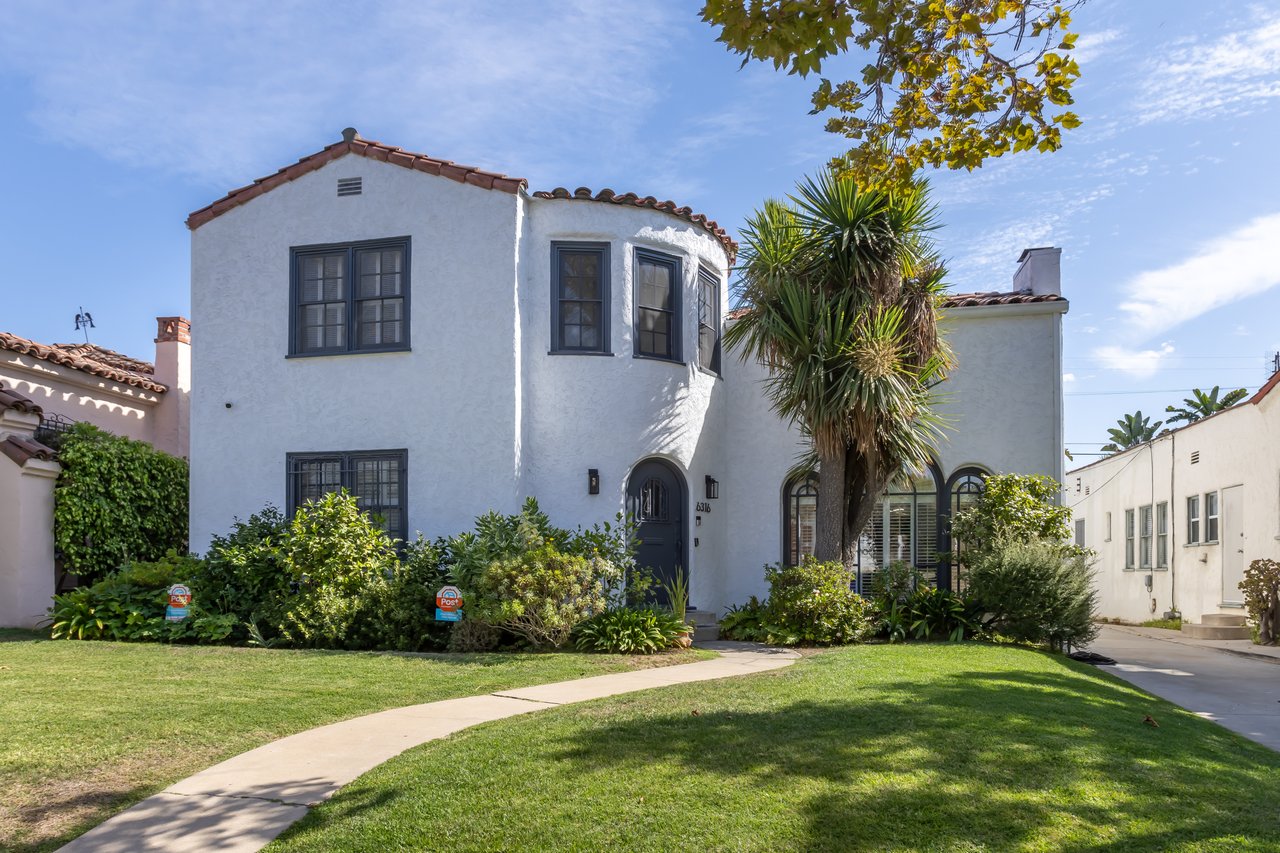 Casa Patricia by Oraklus