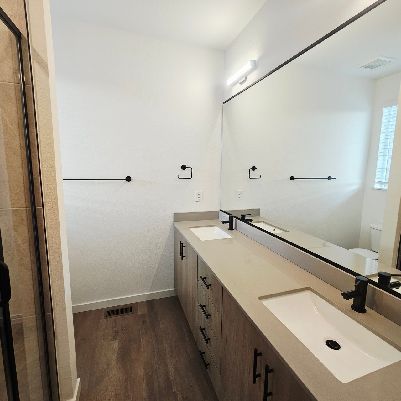 3 Bed 3 Bath Townhomes with Garage in Arvada