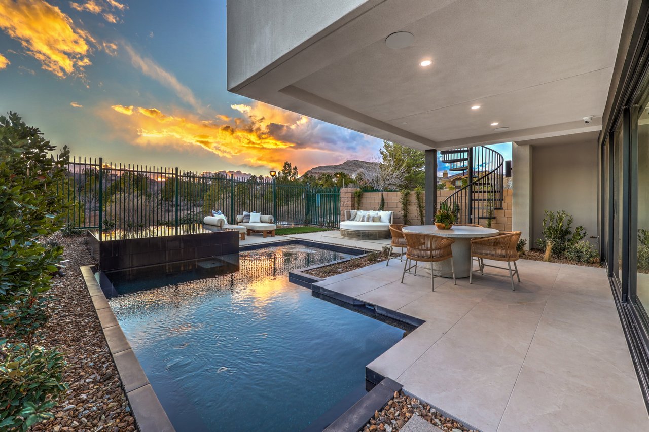 4077 Heron Fairway Dr