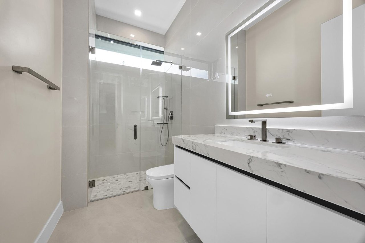 Sophisticated New Construction in the Heart of Miami