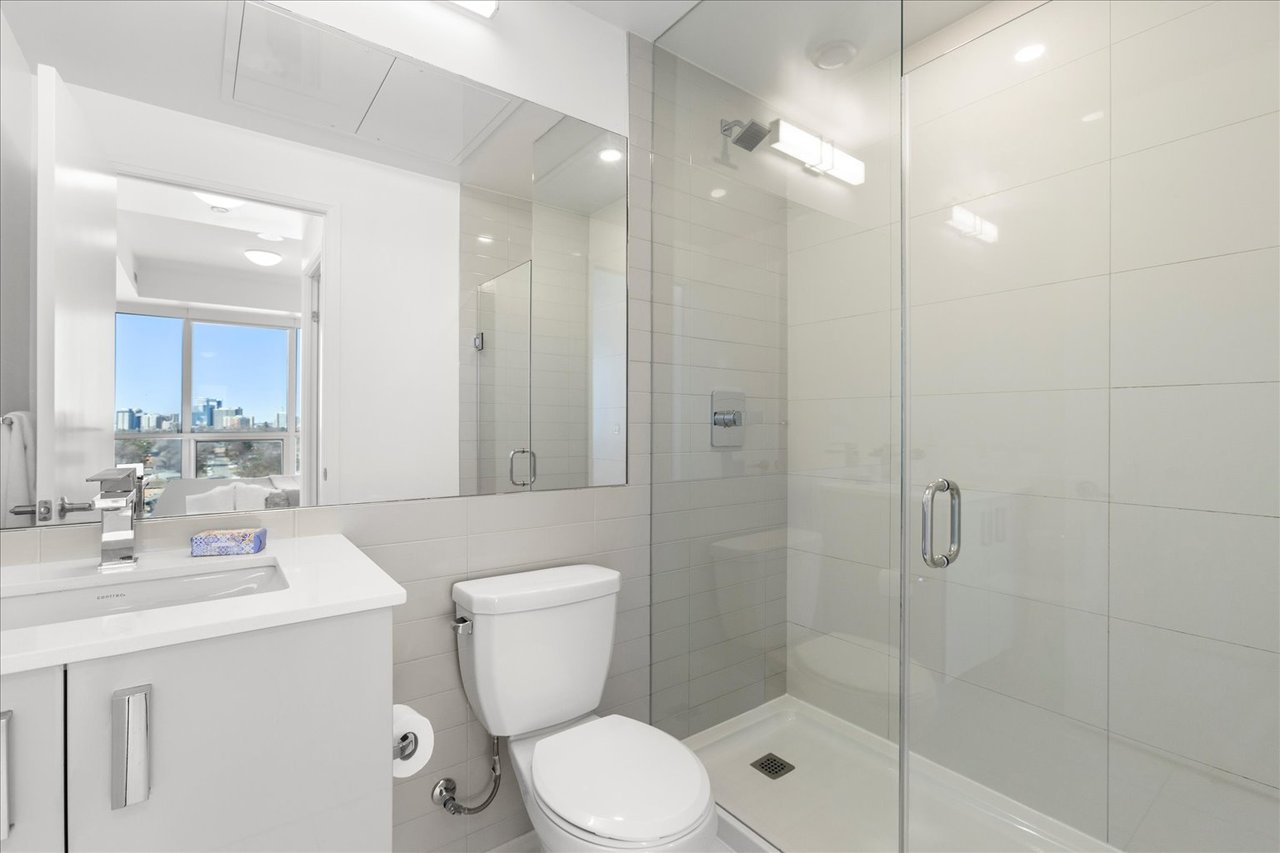 #1009-10 Gibbs Road 