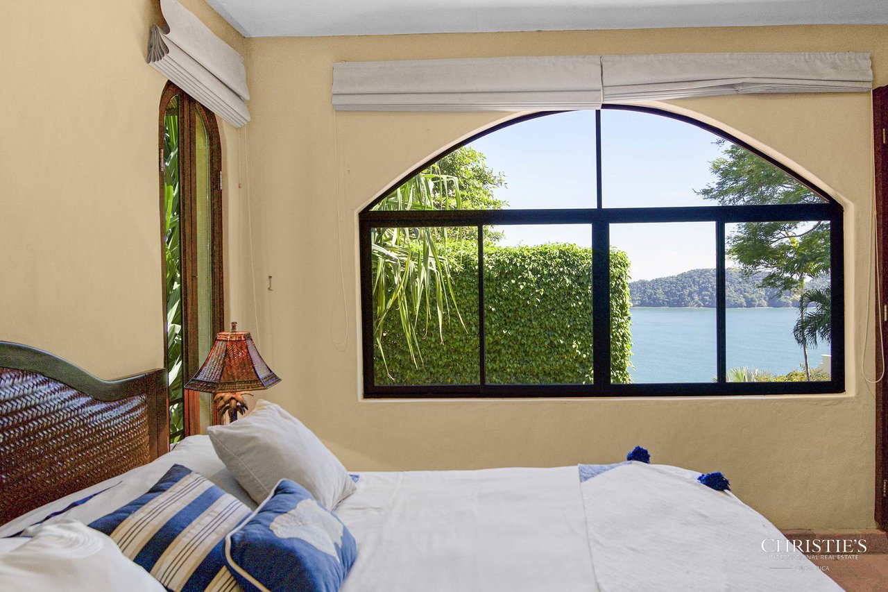 Casa Nacar: Ocean View Private Luxury Retreat Near World-Class Golf & Marina