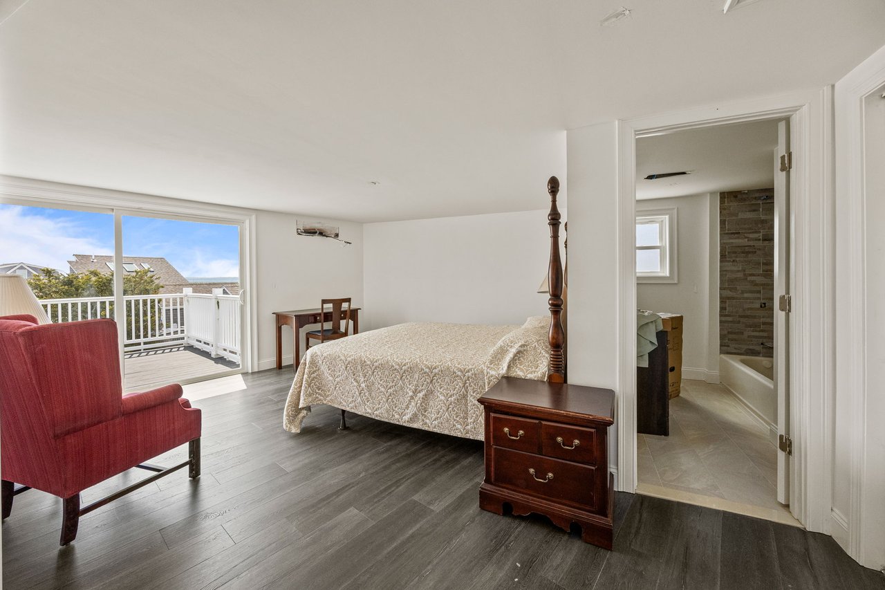 The White Sands Beach Resort