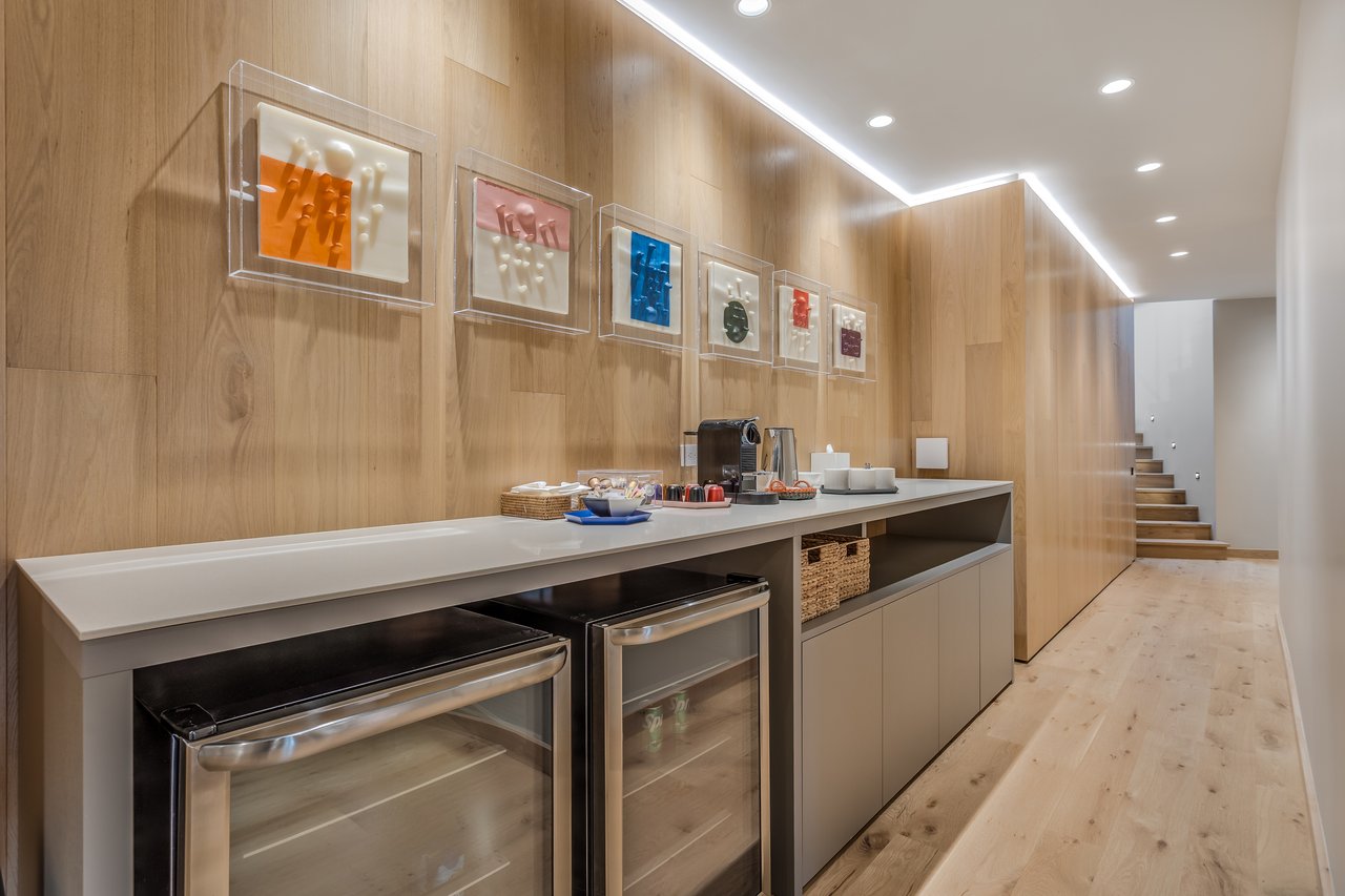 Edgewood Lane Masterpiece