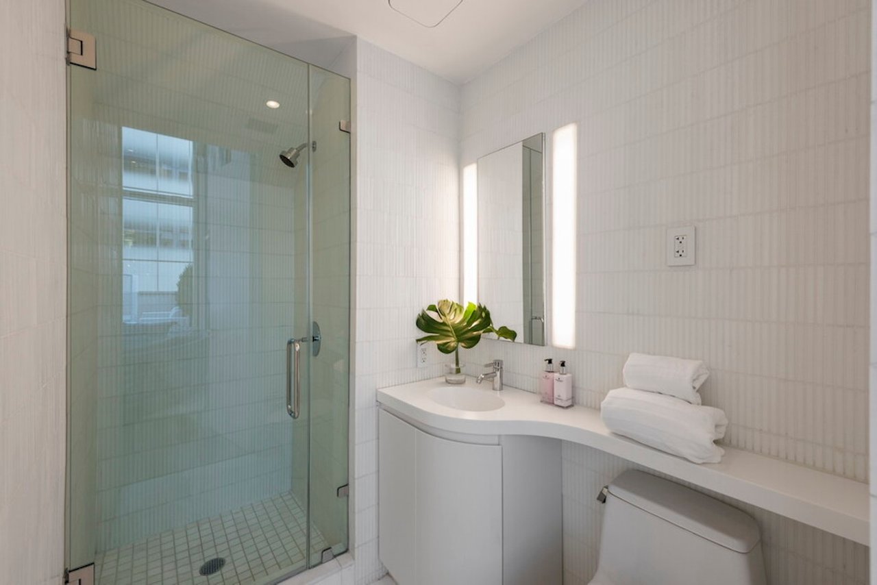 524 West 19th Street #1A