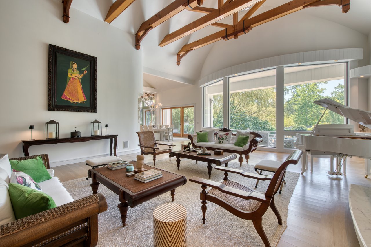An Irreplaceable Garden Estate