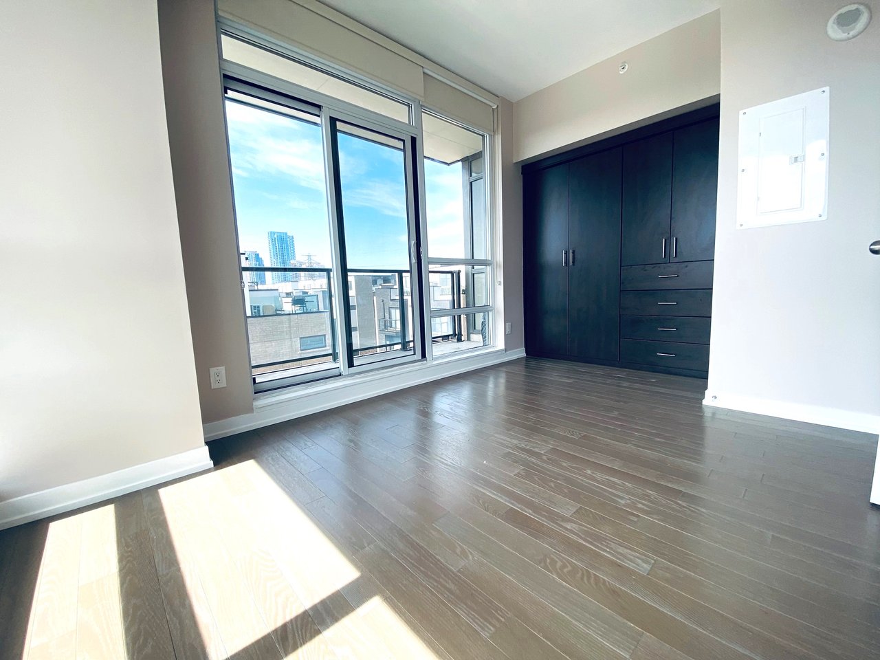 8 Fieldway Rd Unit: 401