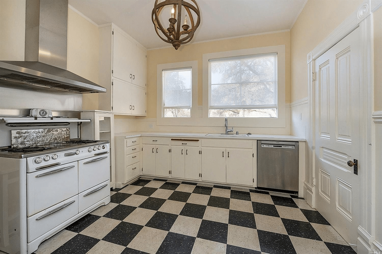 280 Glass Mountain Rd