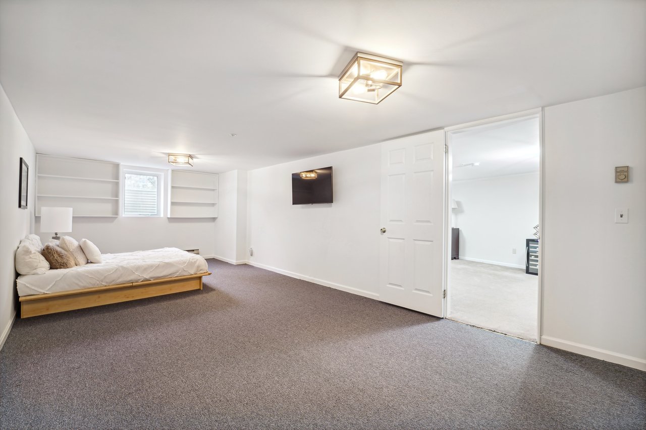 162 Riveredge Dr 162