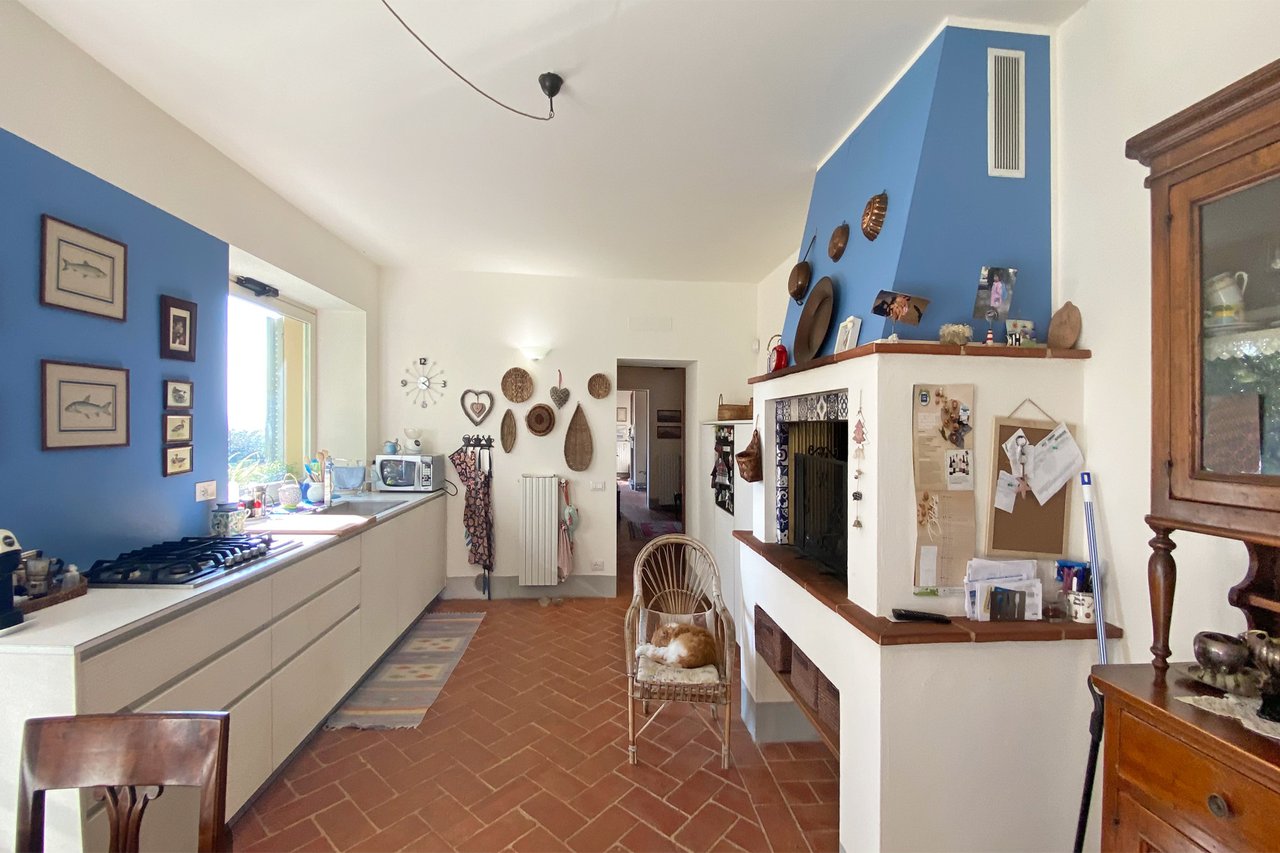 Delightful country house for sale in Castiglion Fiorentino, Arezzo