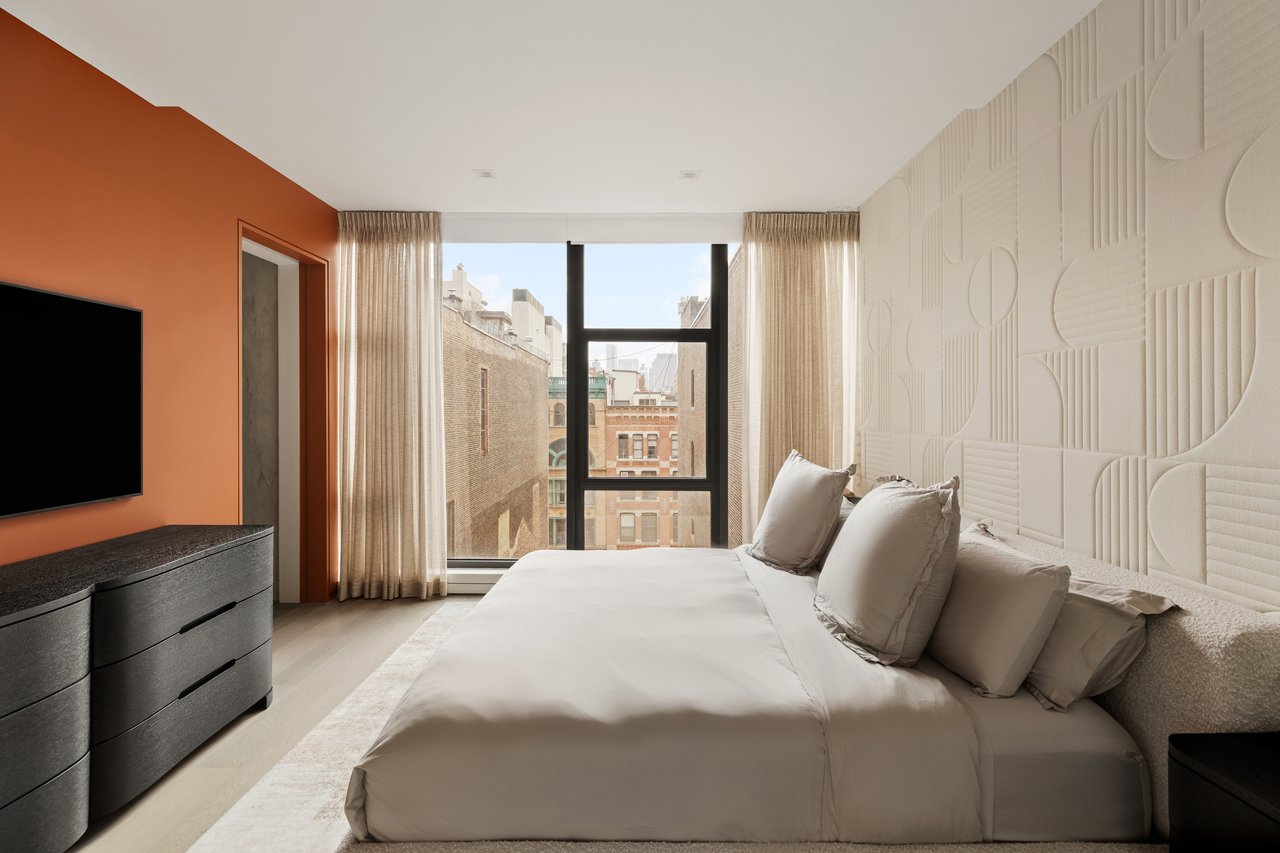 Private NoHo Residence 