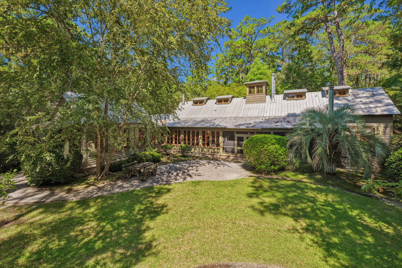 13 Barksdale Lane