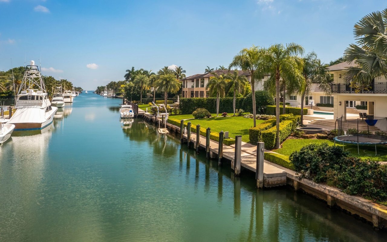 Bay Colony