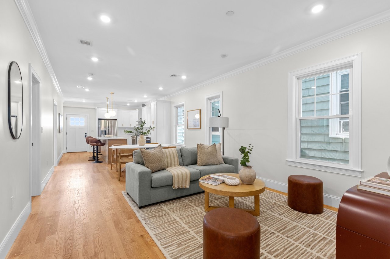 13 Langmaid Ave # 2