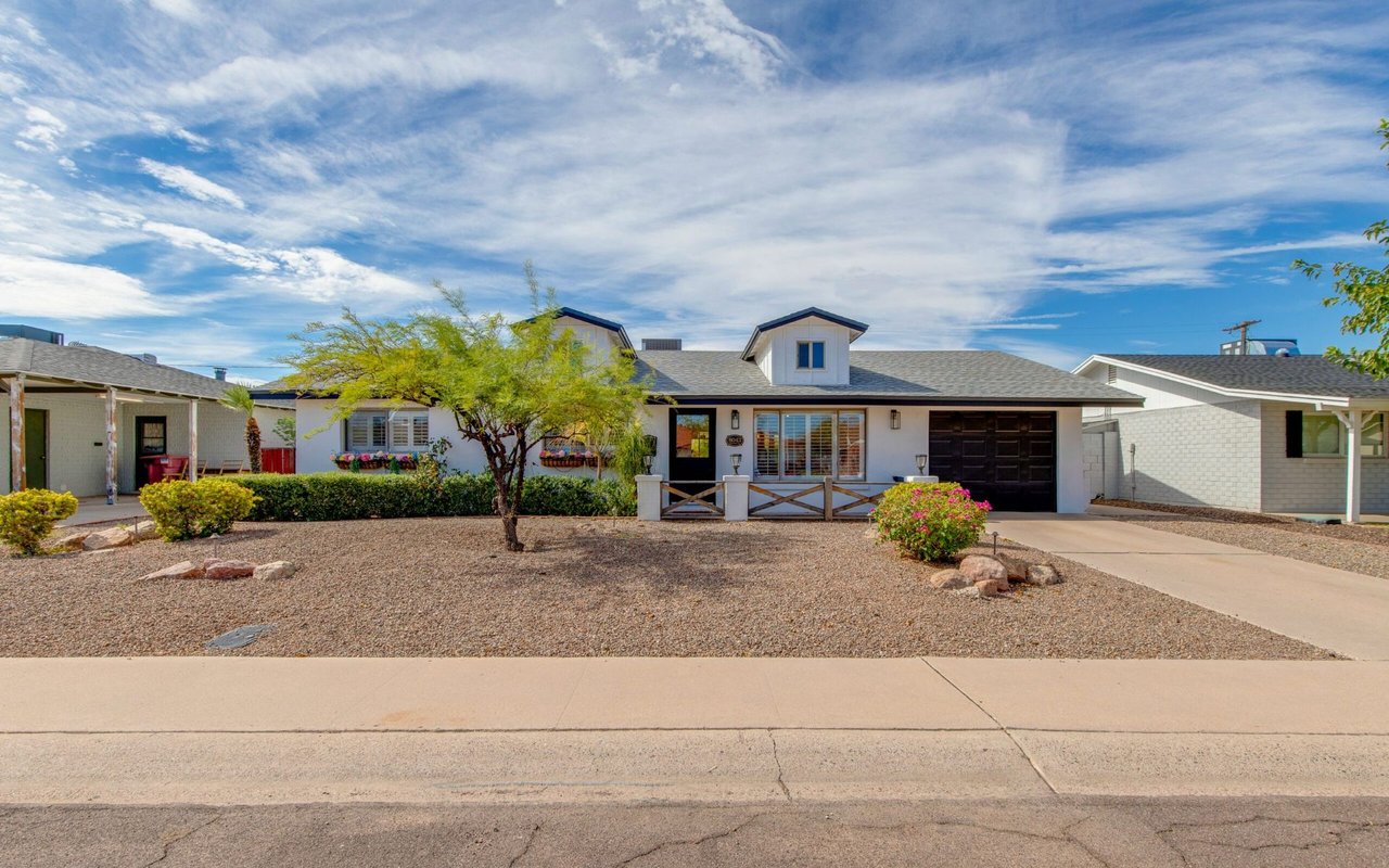 8043 E Clarendon Ave