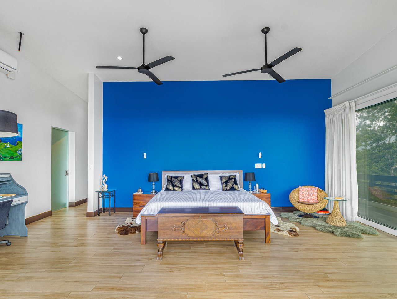 Nativa Contemporary Infinity Views | Luxury Rainforest Estate with Pacific Ocean Views