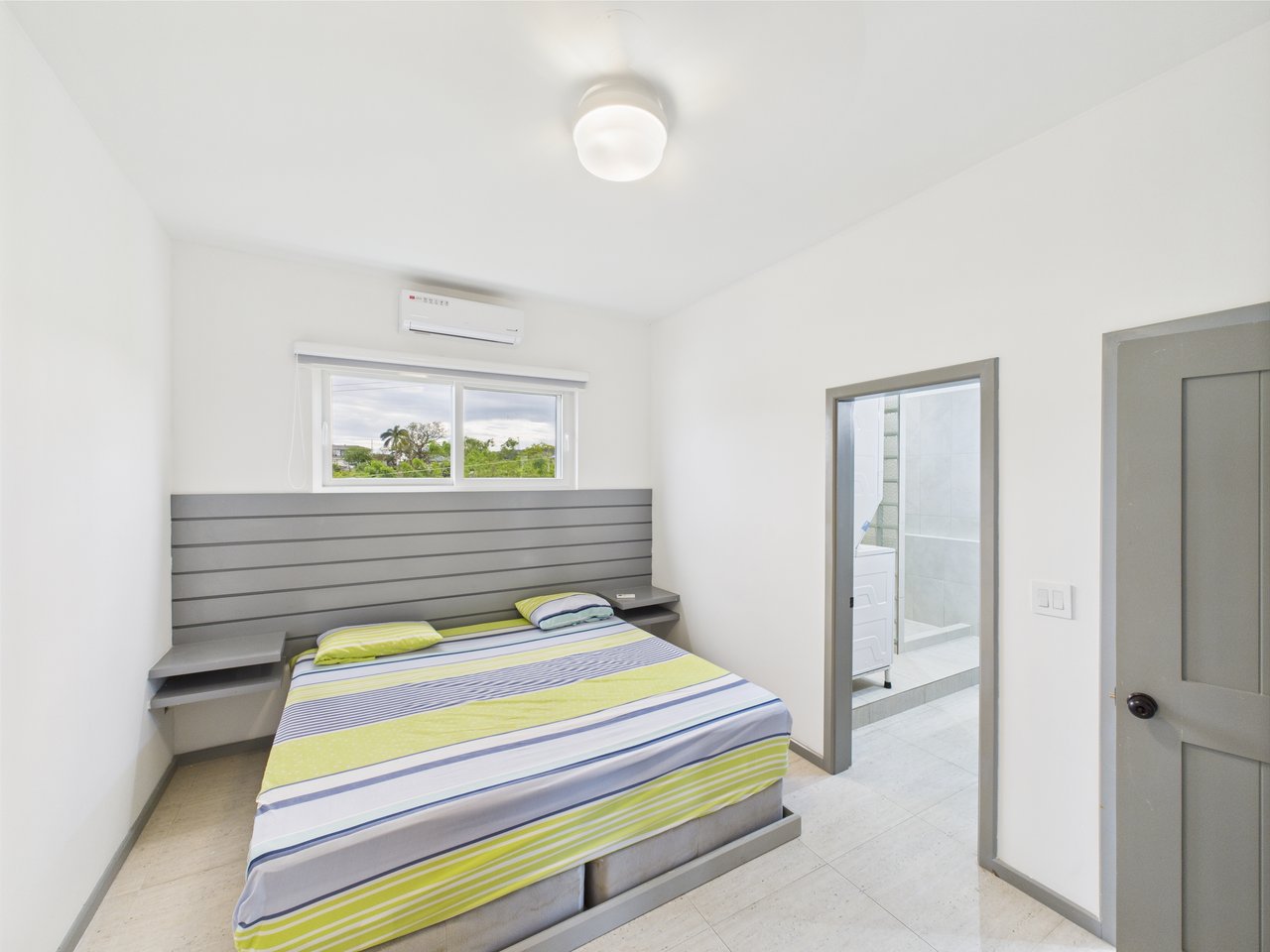 Condo 306, Diamond Apartments