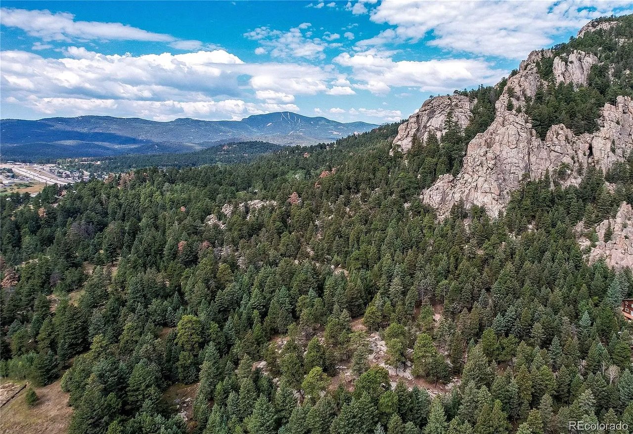 9335 Eagle Cliff Rd LOT 1