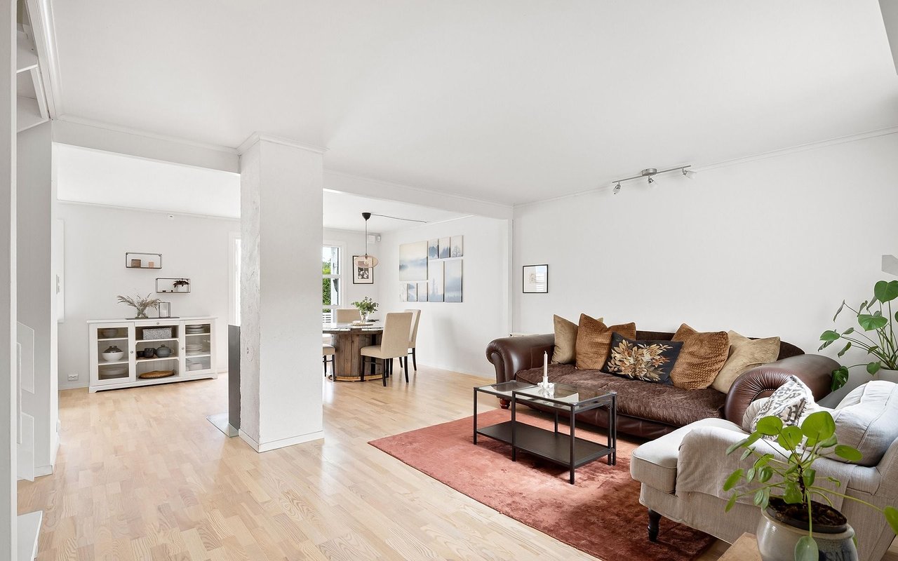 Here's How to Deal with Things Sellers Leave Behind in Your New Home