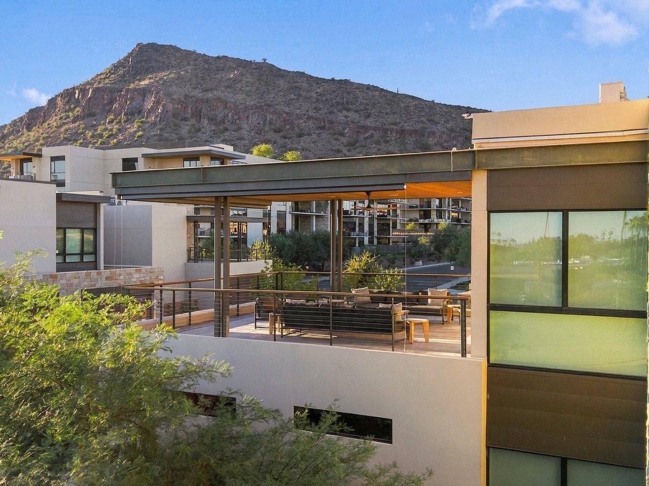 6311 E PHOENICIAN Boulevard 17
