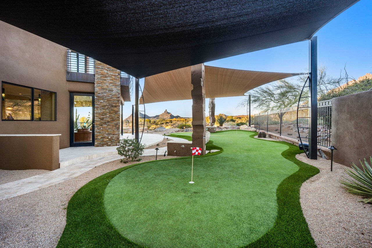 10570 E Pinnacle Peak Road