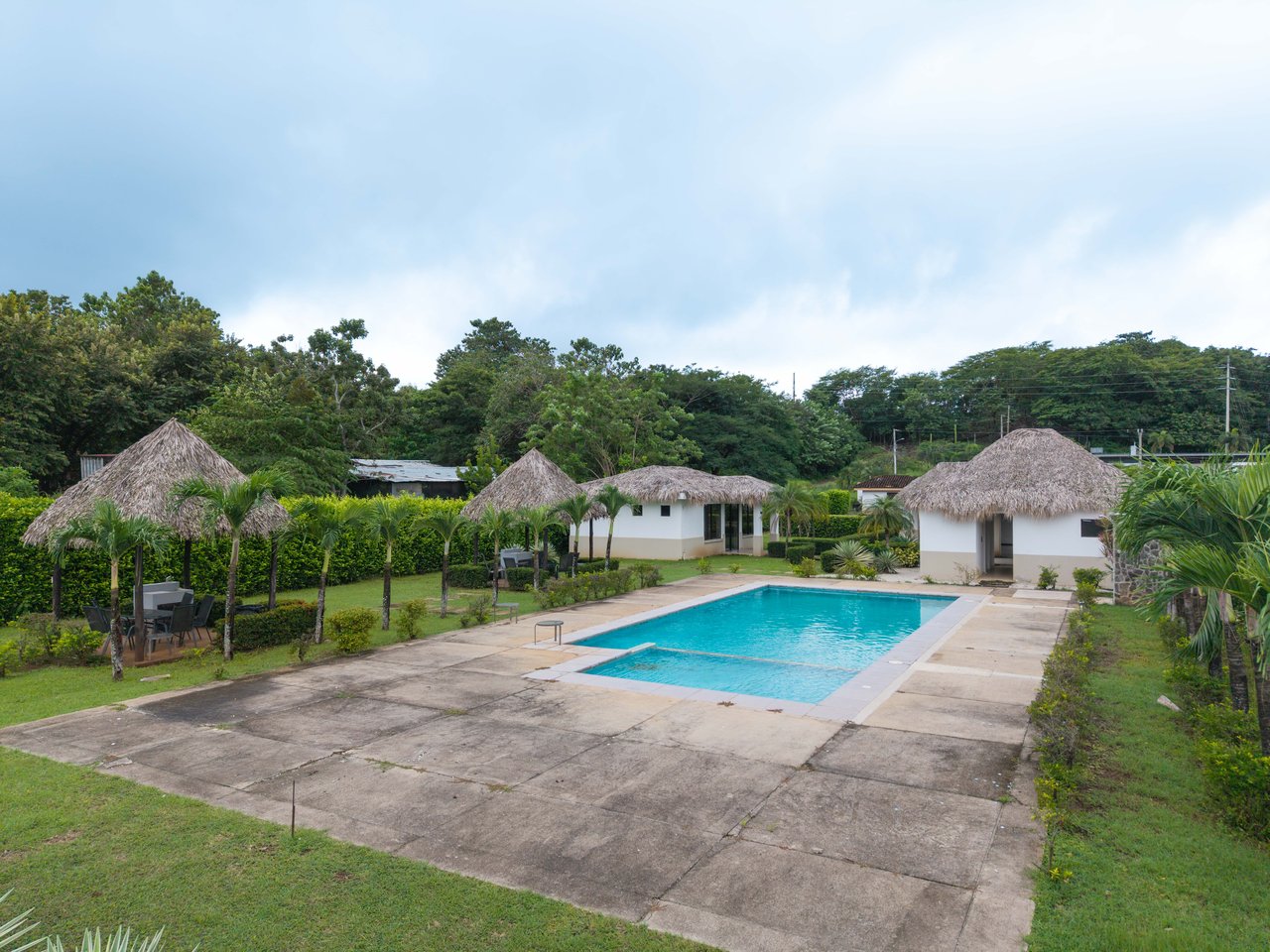 Loma Verde #48 | Modern Corner-Lot Home Surrounded by Green Mountain Views