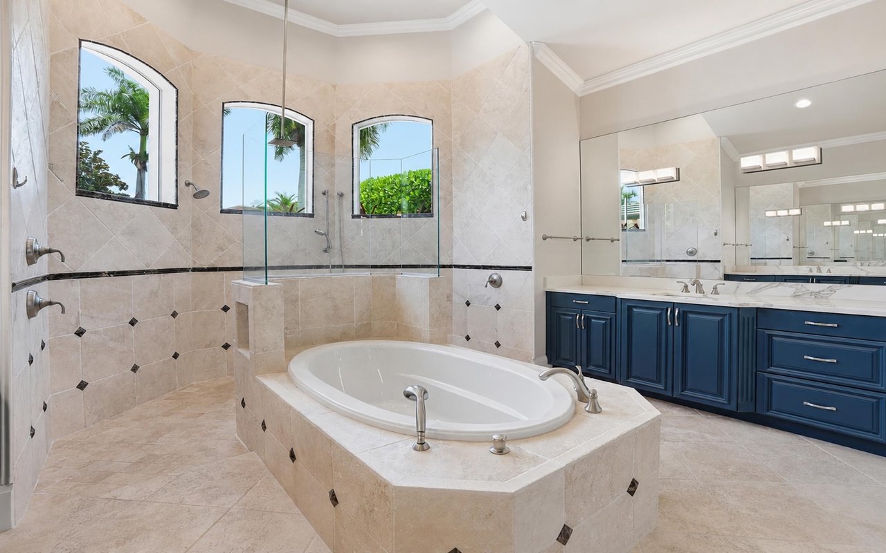 9340 Vittoria Ct