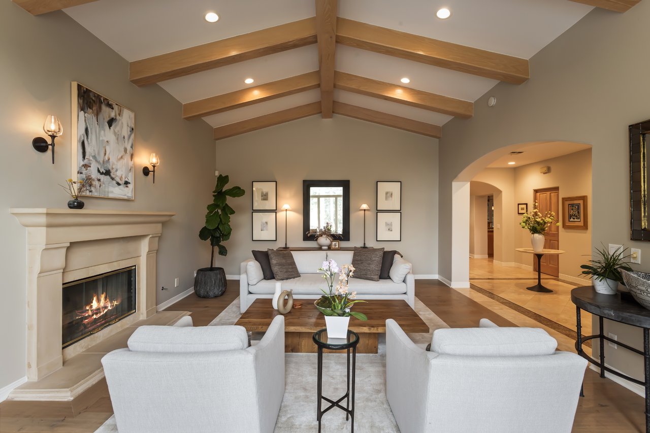 1935 Lyans Dr, La Cañada Flintridge