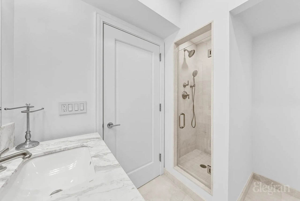 160 Central Park S #1817