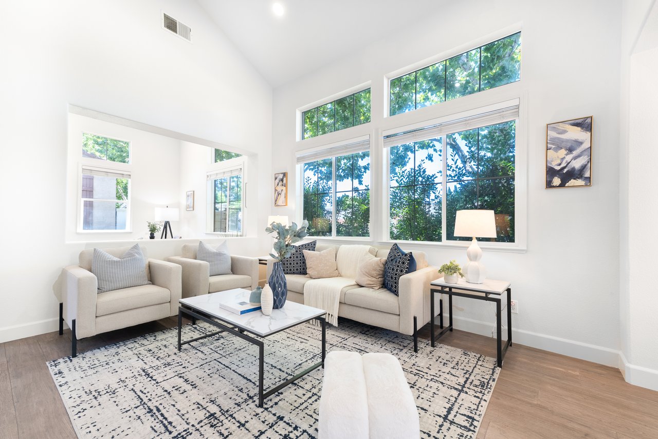 5947 Pala Mesa Dr