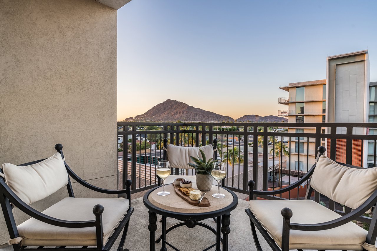 6803 E MAIN Street, 5511