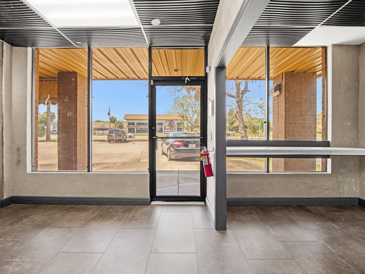 2715 N Harbor City Blvd