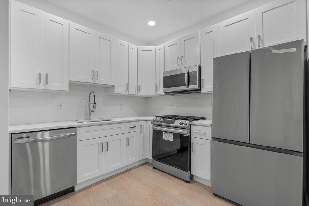 950 N 2nd St #1A, Philadelphia, PA 19123