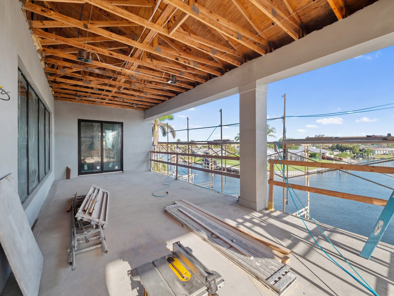 846 Cypress Lake CIR