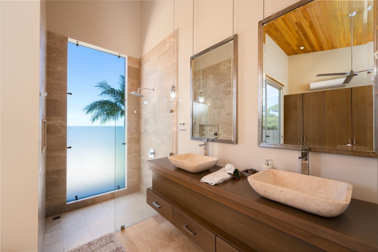 Gated Contemporary Sunset Estate, Dominical, Puntarenas