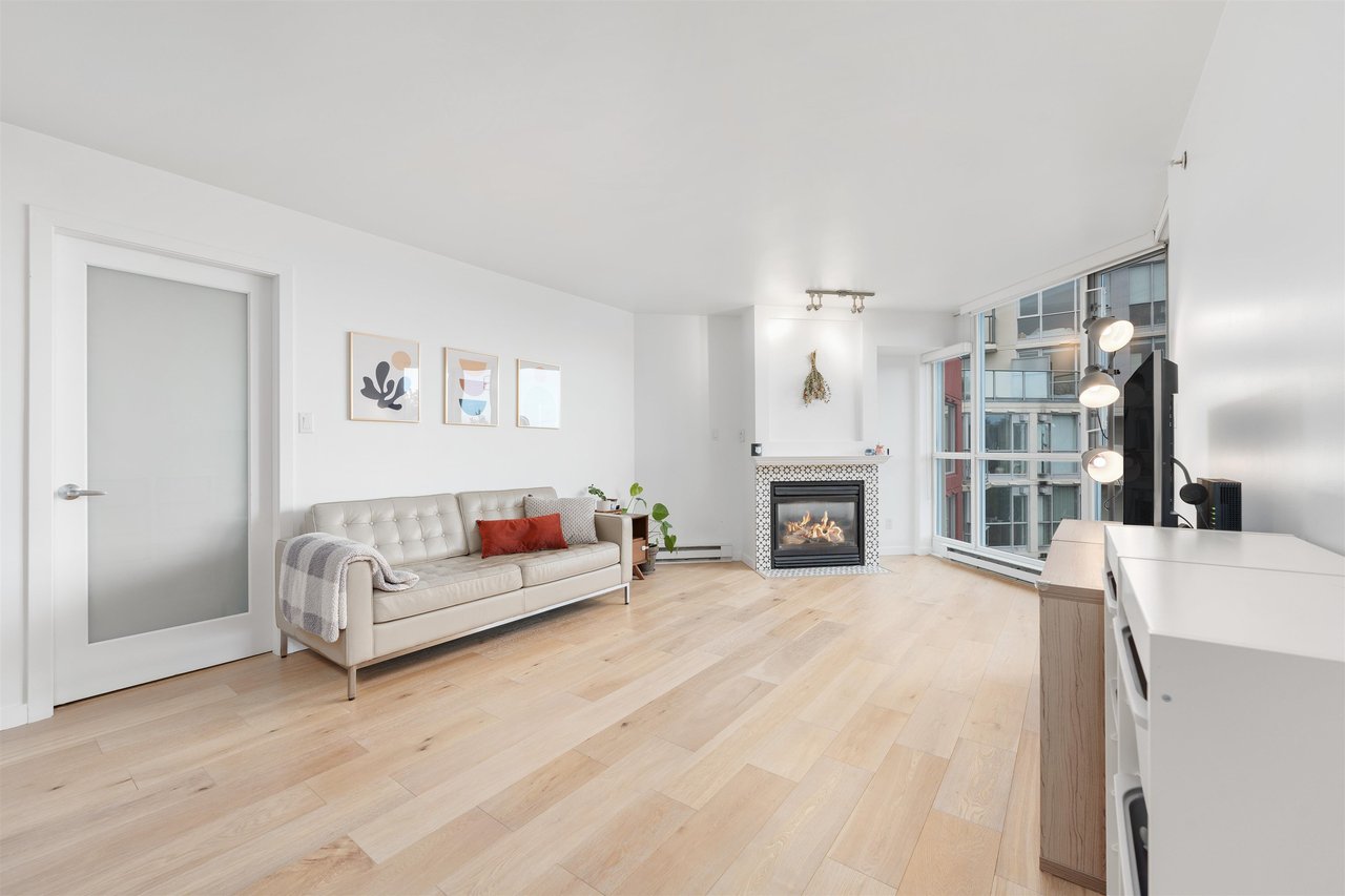 604-1425 W 6th Ave