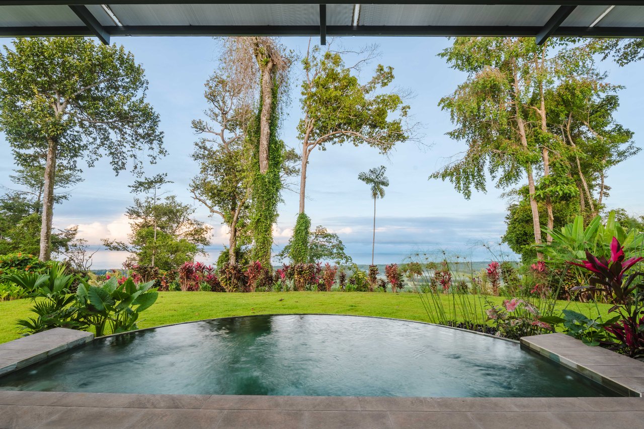 Modern Ocean View Estate, Manuel Antonio, Puntarenas