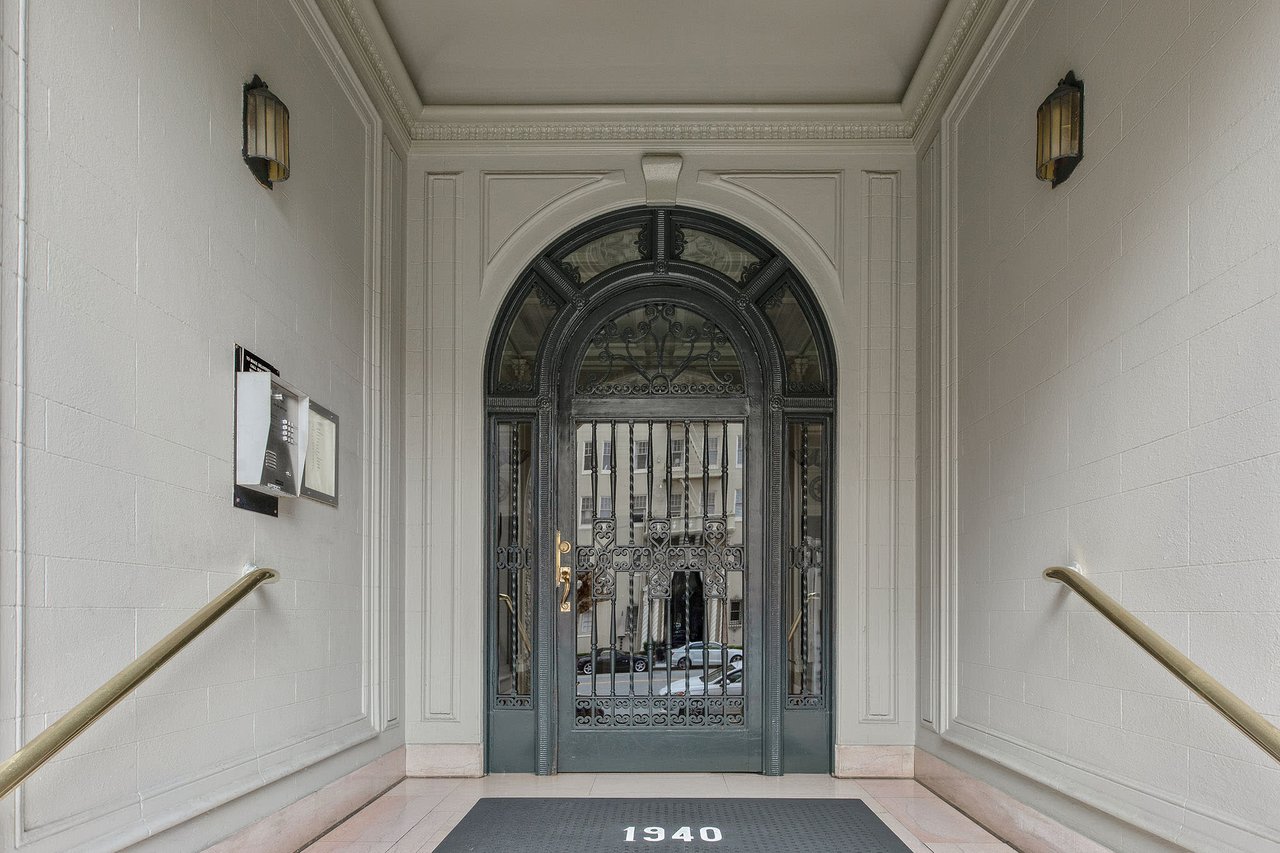 1940 Broadway #1E
