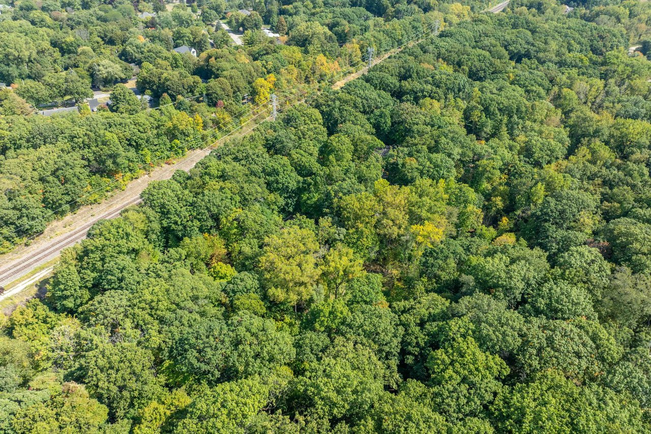 1100 Bretton Lane, Bloomfield Hills