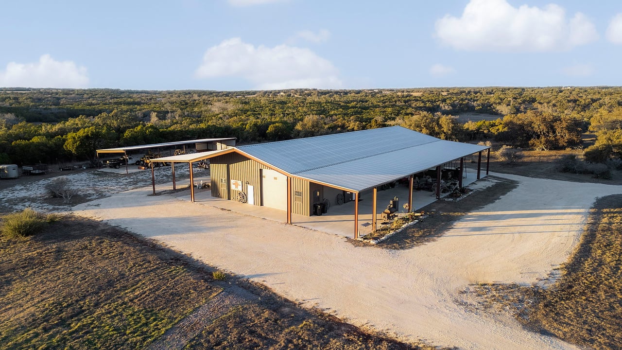 BAR TEN CREEK RANCH