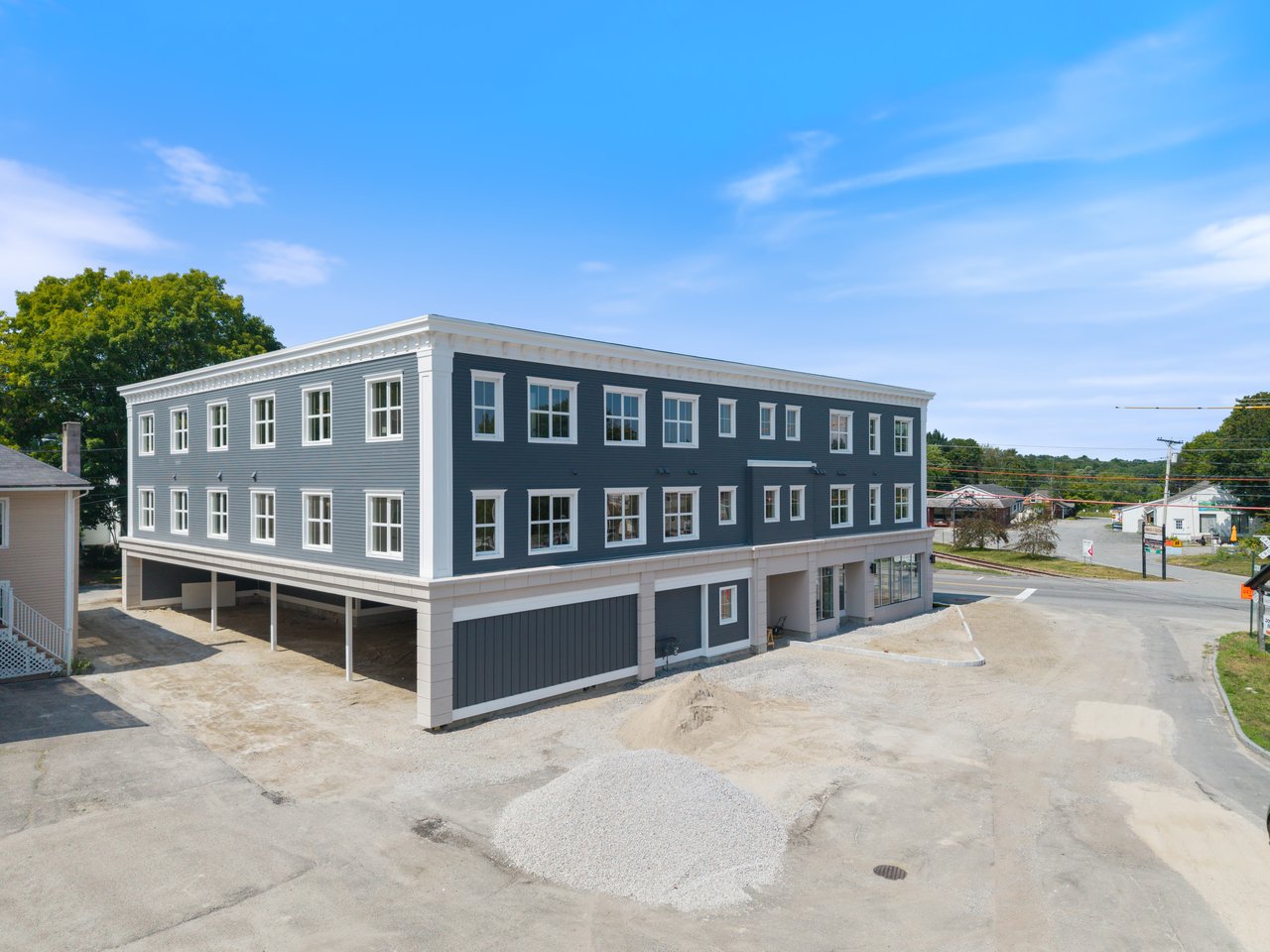 298 Main Street, 2G