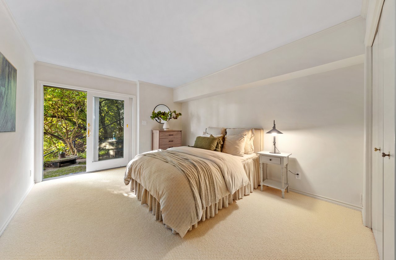 Picturesque Bay Views on Belvedere Island