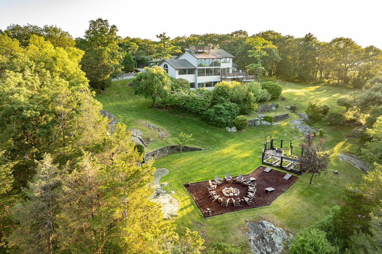 12 Mountain Brook Road