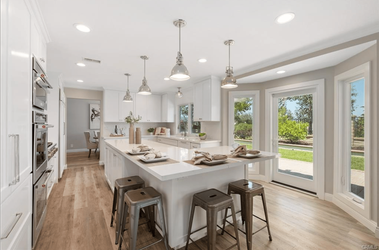 23921 Catbird Court