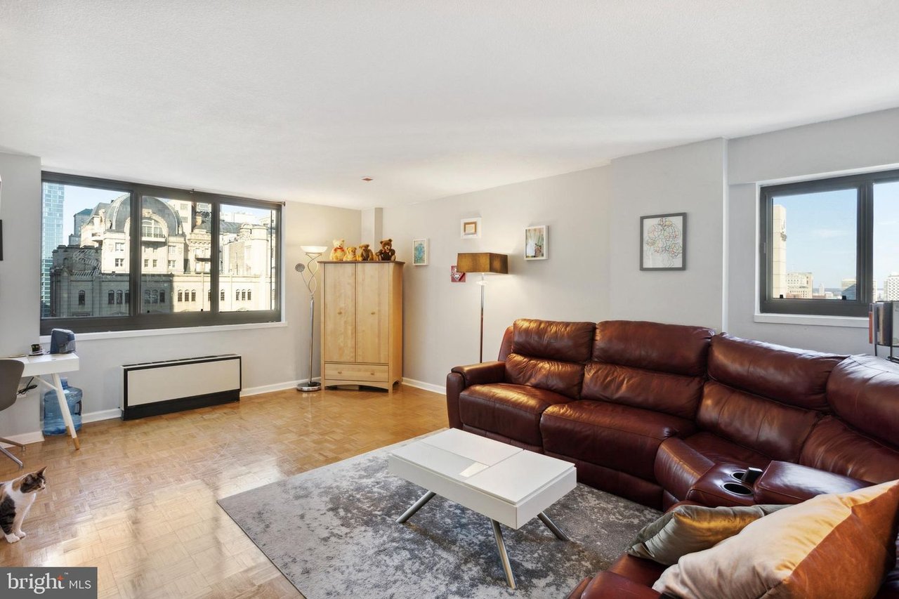 1420 Locust St, Unit 24Q