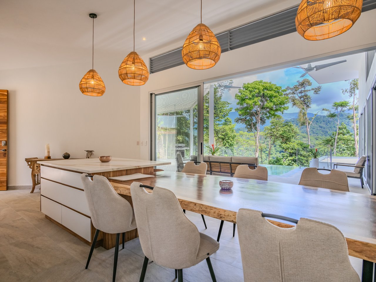 An Exclusive, Sunny Ridge-Top 4-Bed Designer House With Unforgettable Mountain & Jungle Views