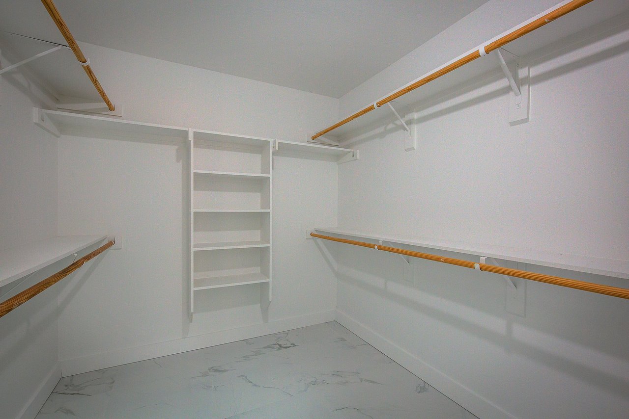 2023 Lake Trail Dr.
