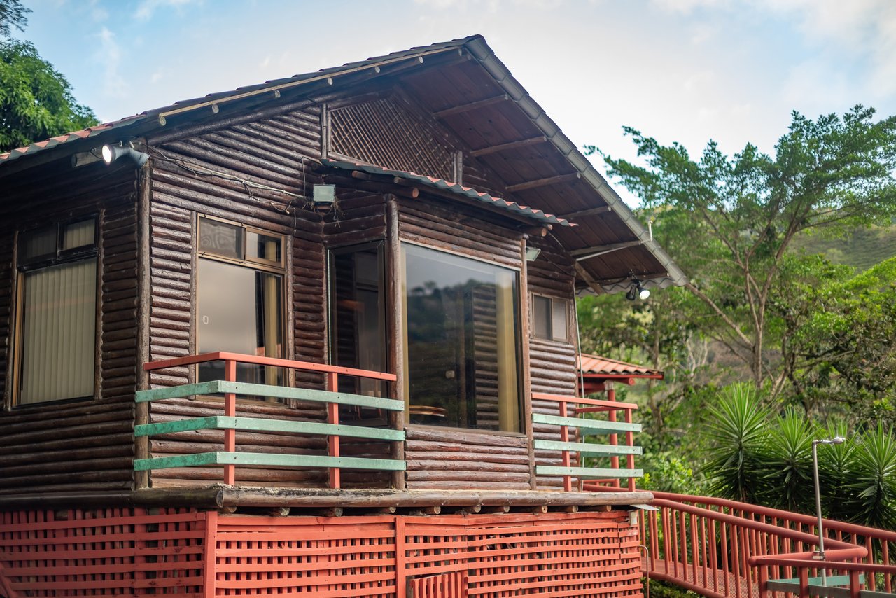 Turnkey 3-Residence Compound in Puriscal with Expansive Views & Saltwater Pool