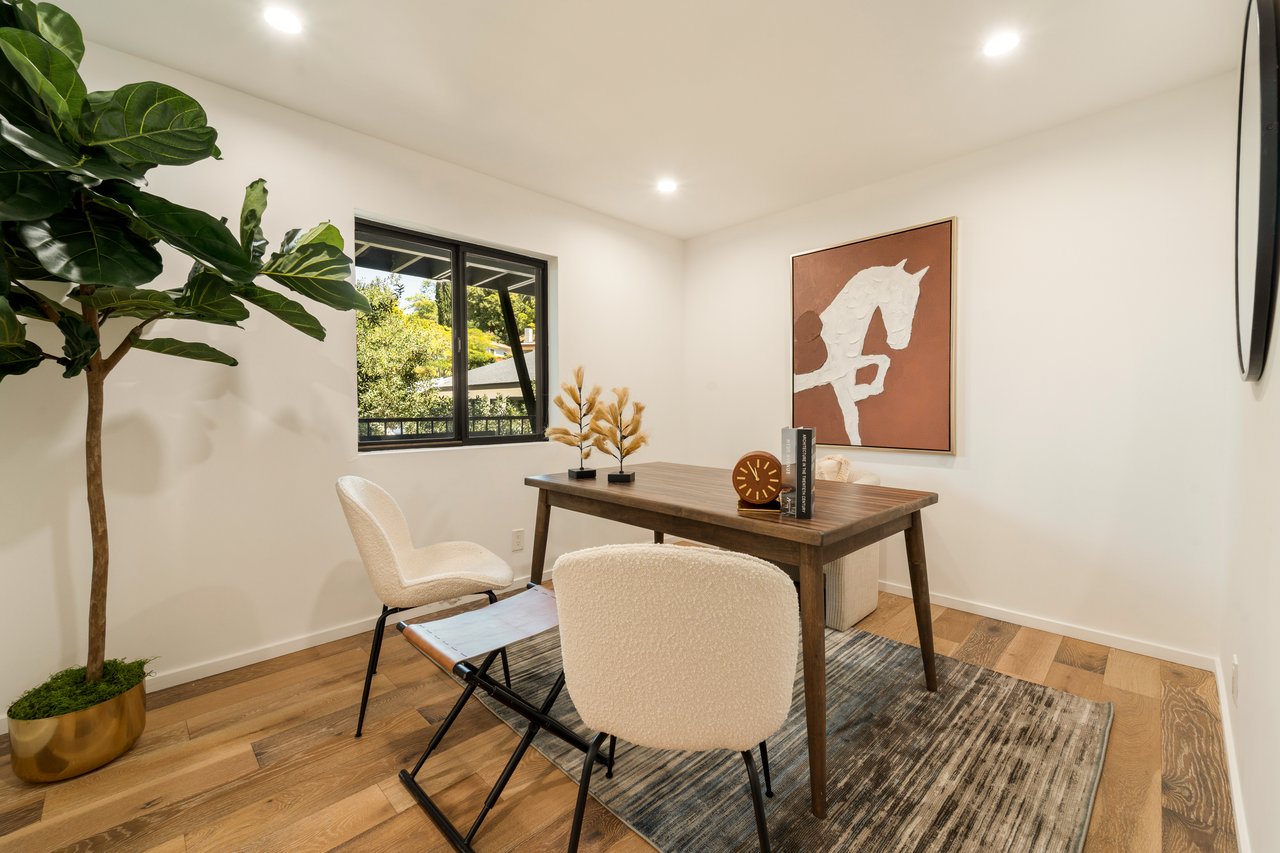 11587 Sunshine Ter, Studio City